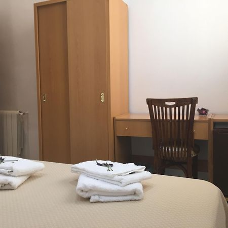 Hostal Lido Madrid Dış mekan fotoğraf
