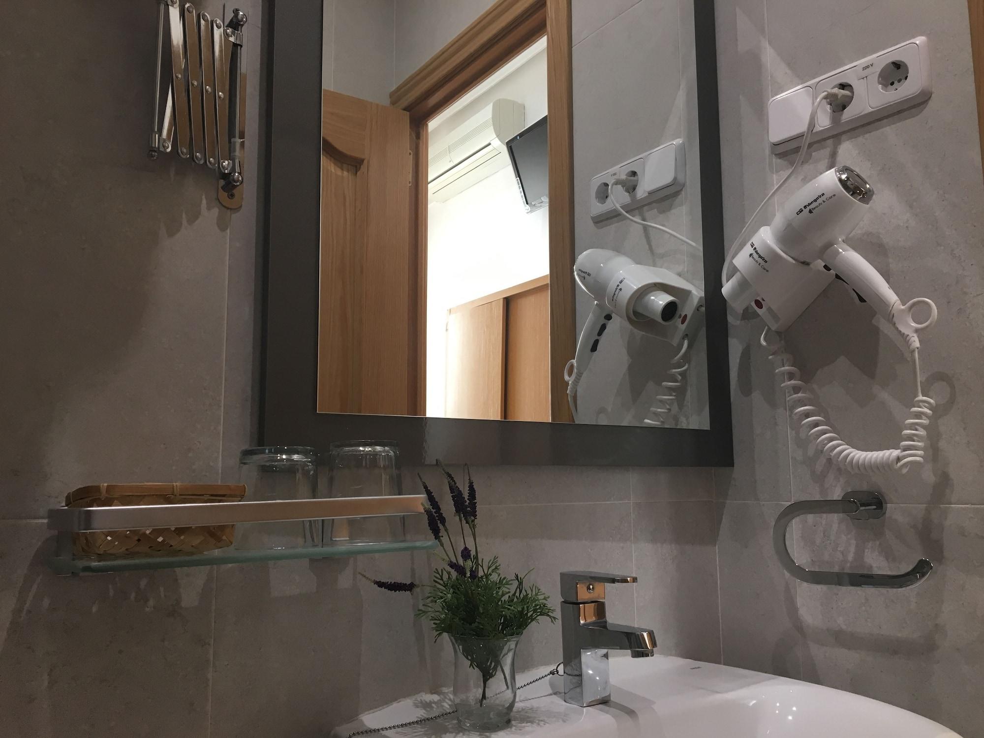 Hostal Lido Madrid Dış mekan fotoğraf